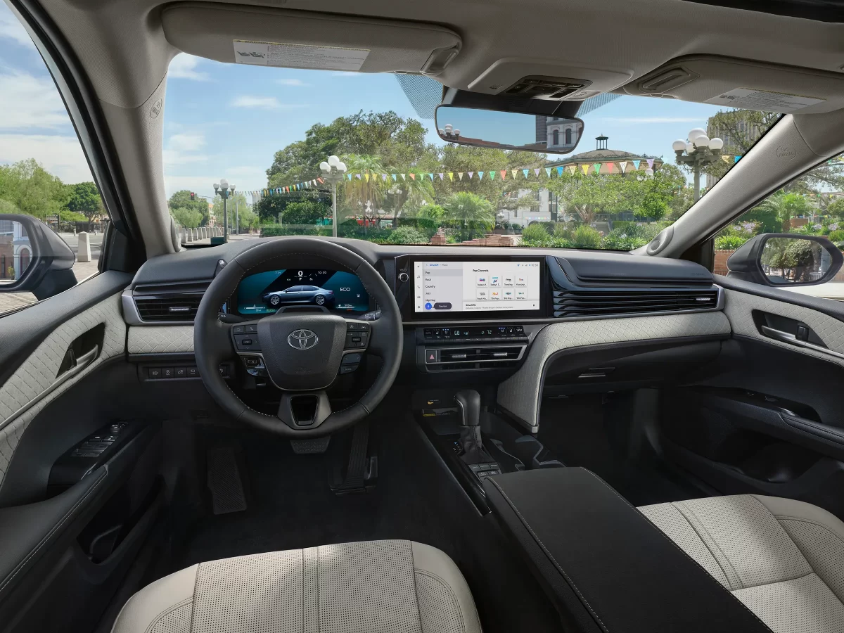 интерьер салона Тойоты Камри 80-й кузов для США интерьер салона Тойоты Камри 80-й кузов для США