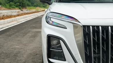 Hongqi HS3