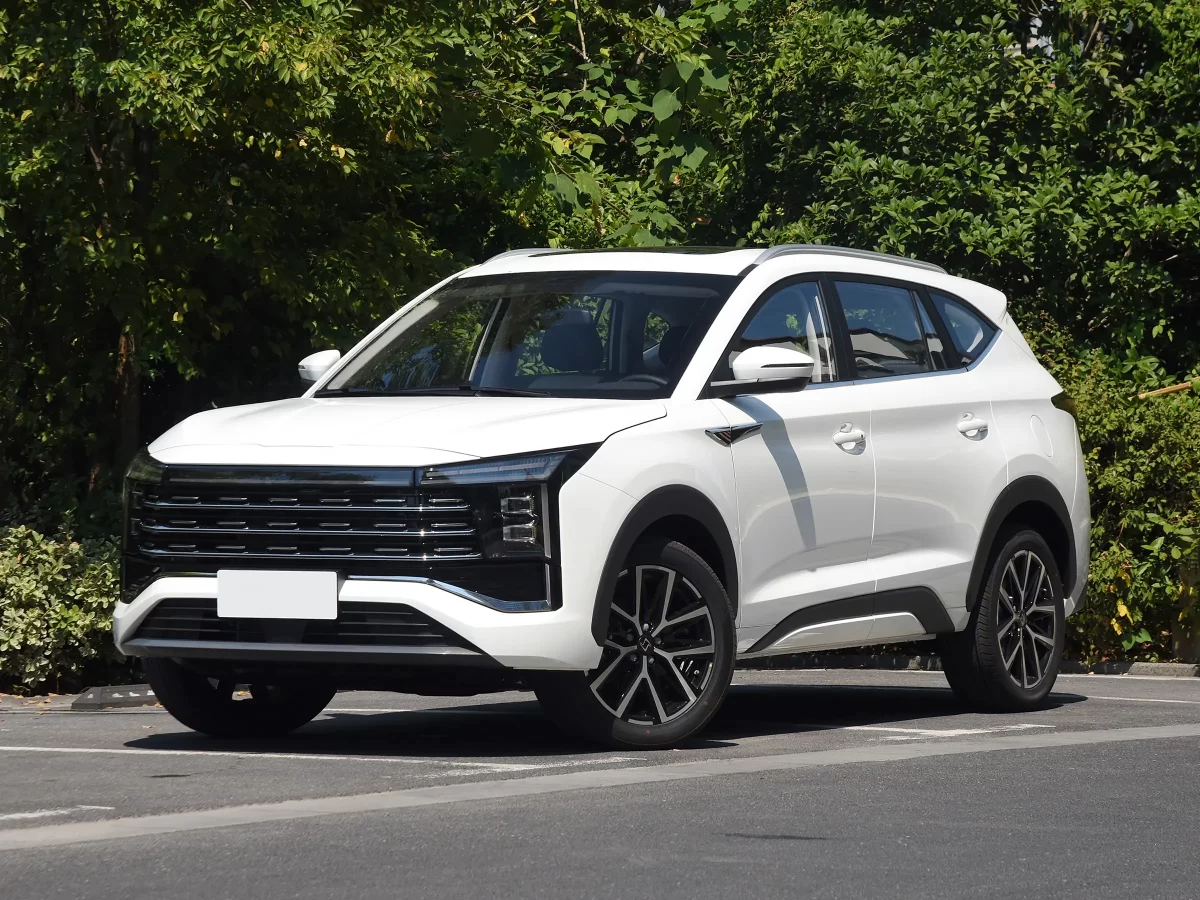 фотография белого Москвича 8 (вид спереди) фотография белого Москвича 8 (вид спереди)