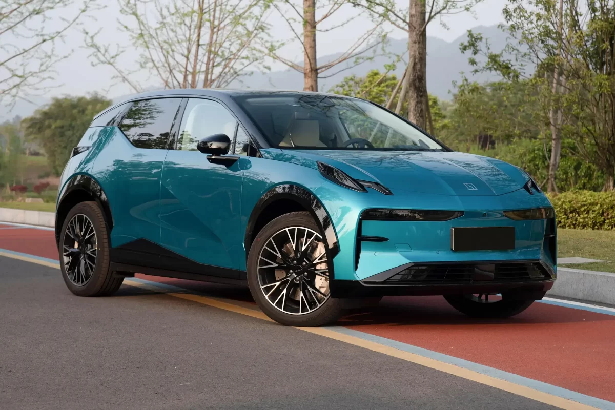 фото Зикера Х (спереди) фото Зикера Х (спереди)