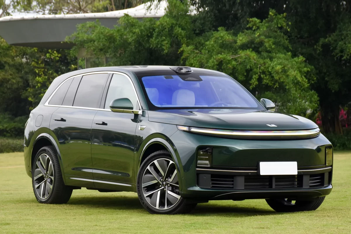 фото Лисяна Л7 (спереди) фото Лисяна Л7 (спереди)