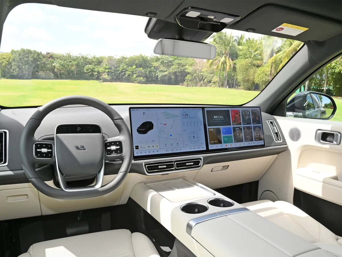 интерьер салона Ли 7 от Лисянг интерьер салона Ли 7 от Лисянг