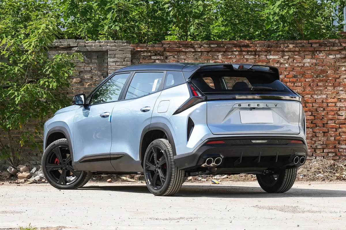 фотография Geely Cityray (вид сзади)