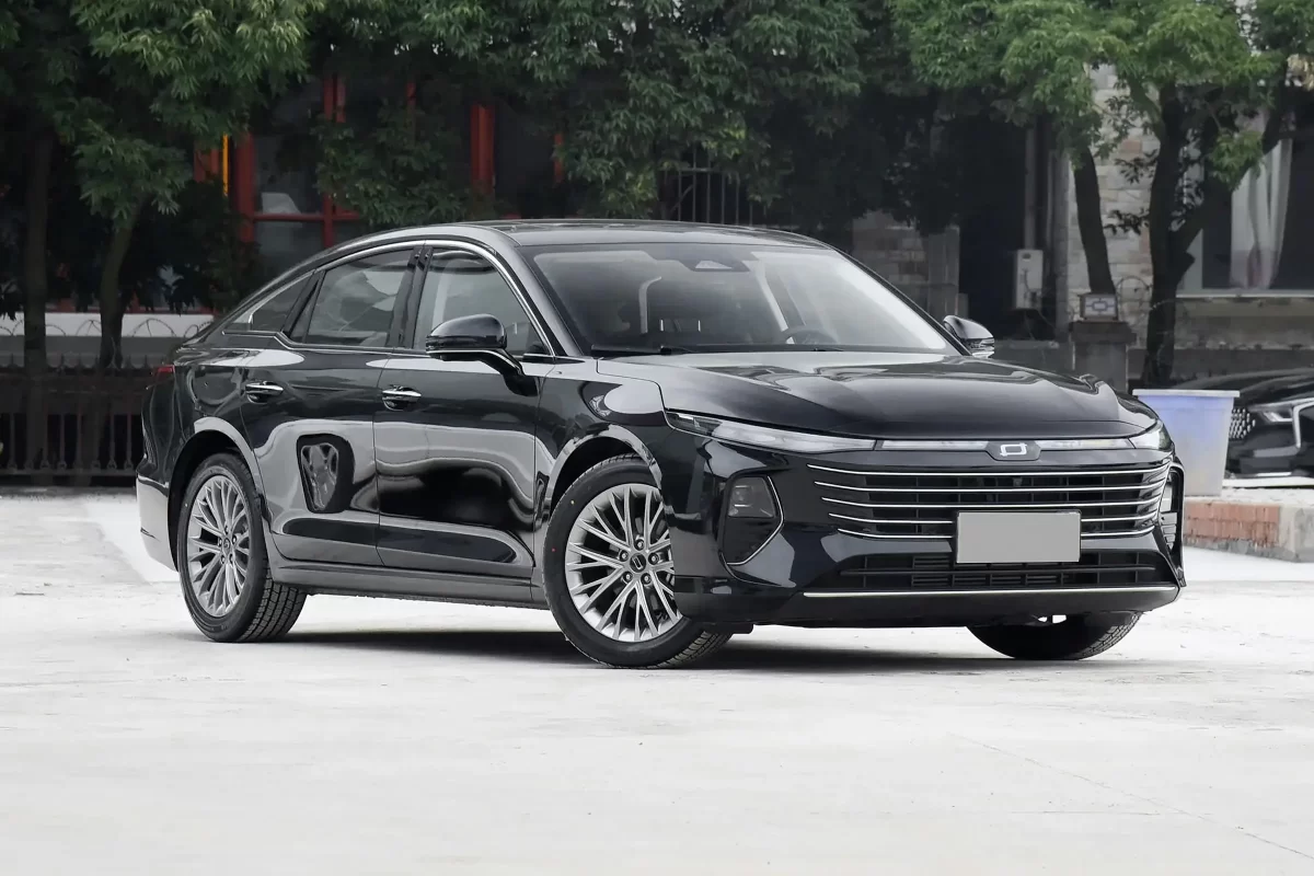 фото 1.2 и 2.0 Bestune B70 4 от FAW