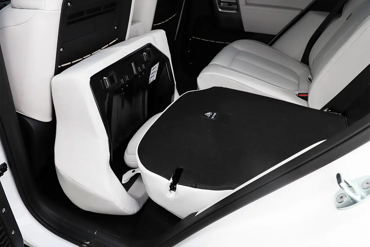 трансформация салона iCAR V23 трансформация салона iCAR V23