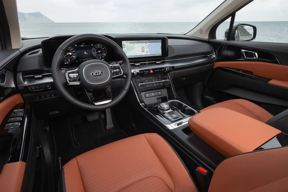 интерьер салона 4-го Карнивала от КИА до рестайлинга интерьер салона 4-го Карнивала от КИА до рестайлинга