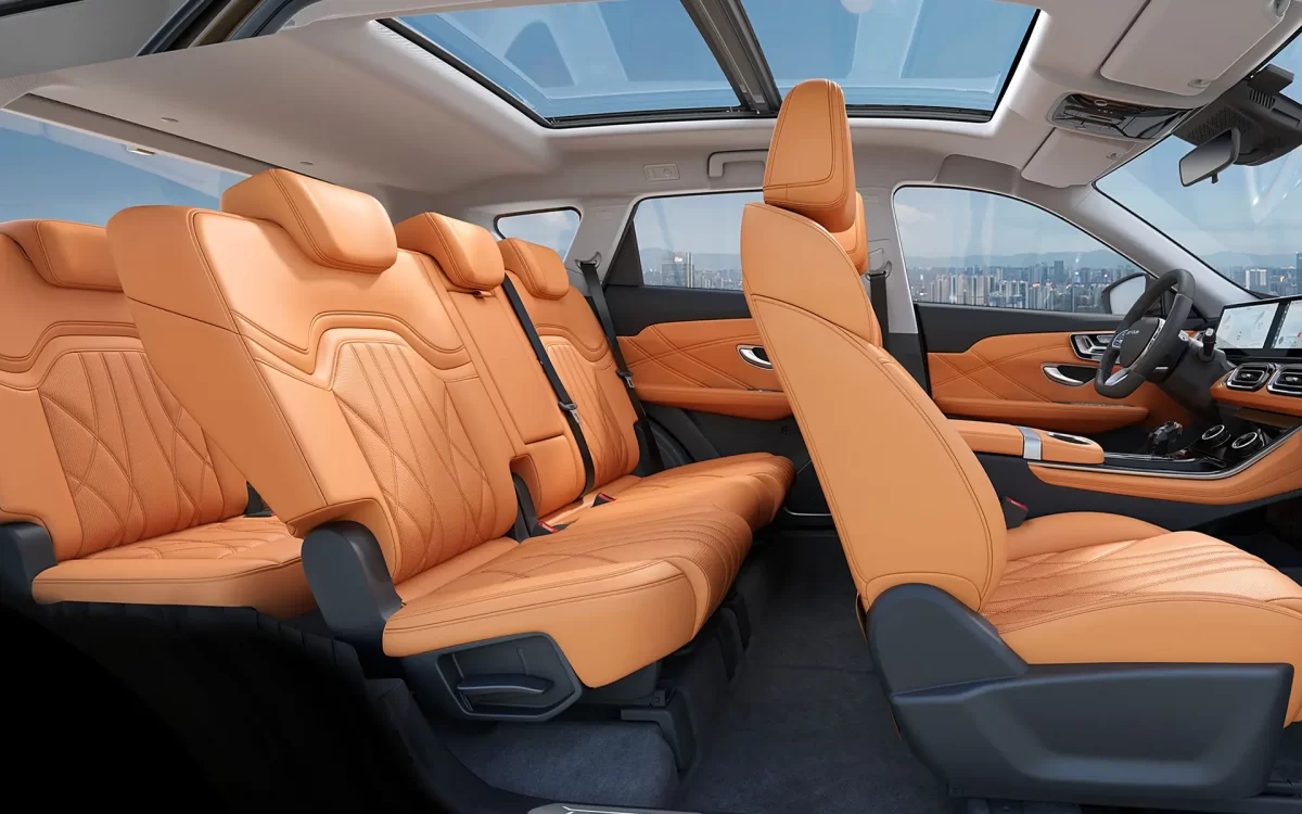 трёхрядный салон Soueast S07