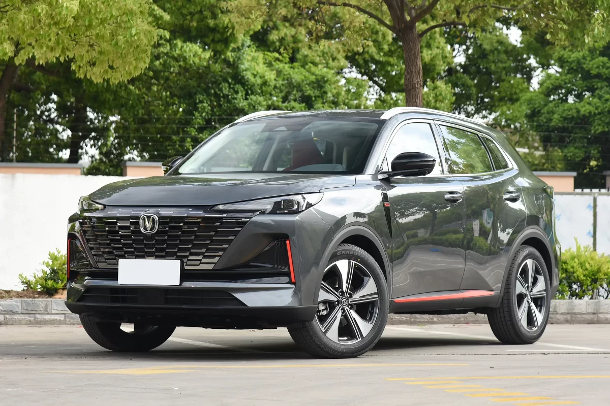 фото Чанган ЮНИ-С 2024-2025 фото Чанган ЮНИ-С 2024-2025