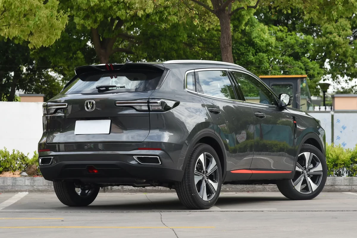 фотография Чангана УНИ-С 2024-2025 фотография Чангана УНИ-С 2024-2025