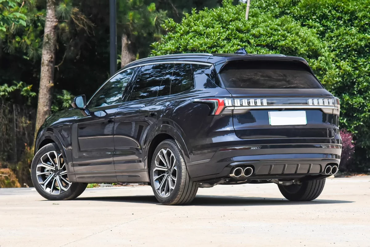 фотография Nordcross 001 (Lynk & Co 09)