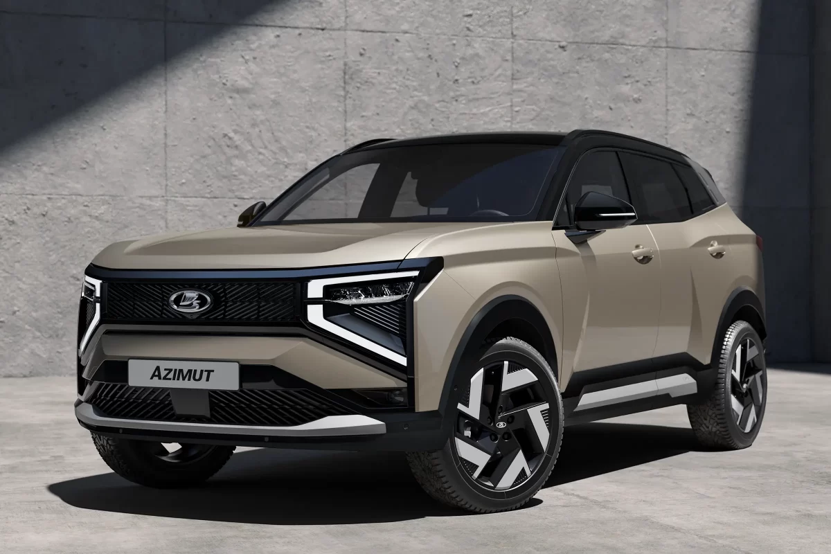 вид спереди на Ладу Азимут