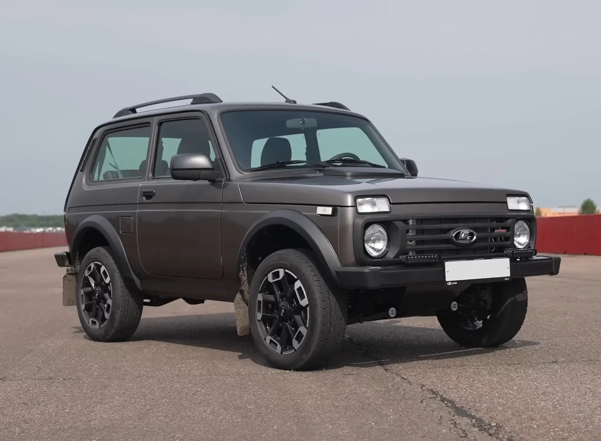 фотография Лады Нивы Спорт