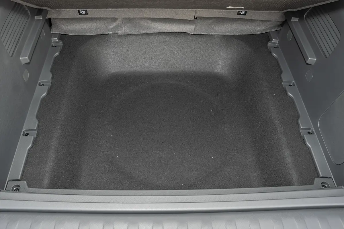 подпольная ниша для запаски и инструментов в багажнике Evolute i-Joy 2 подпольная ниша для запаски и инструментов в багажнике Evolute i-Joy 2