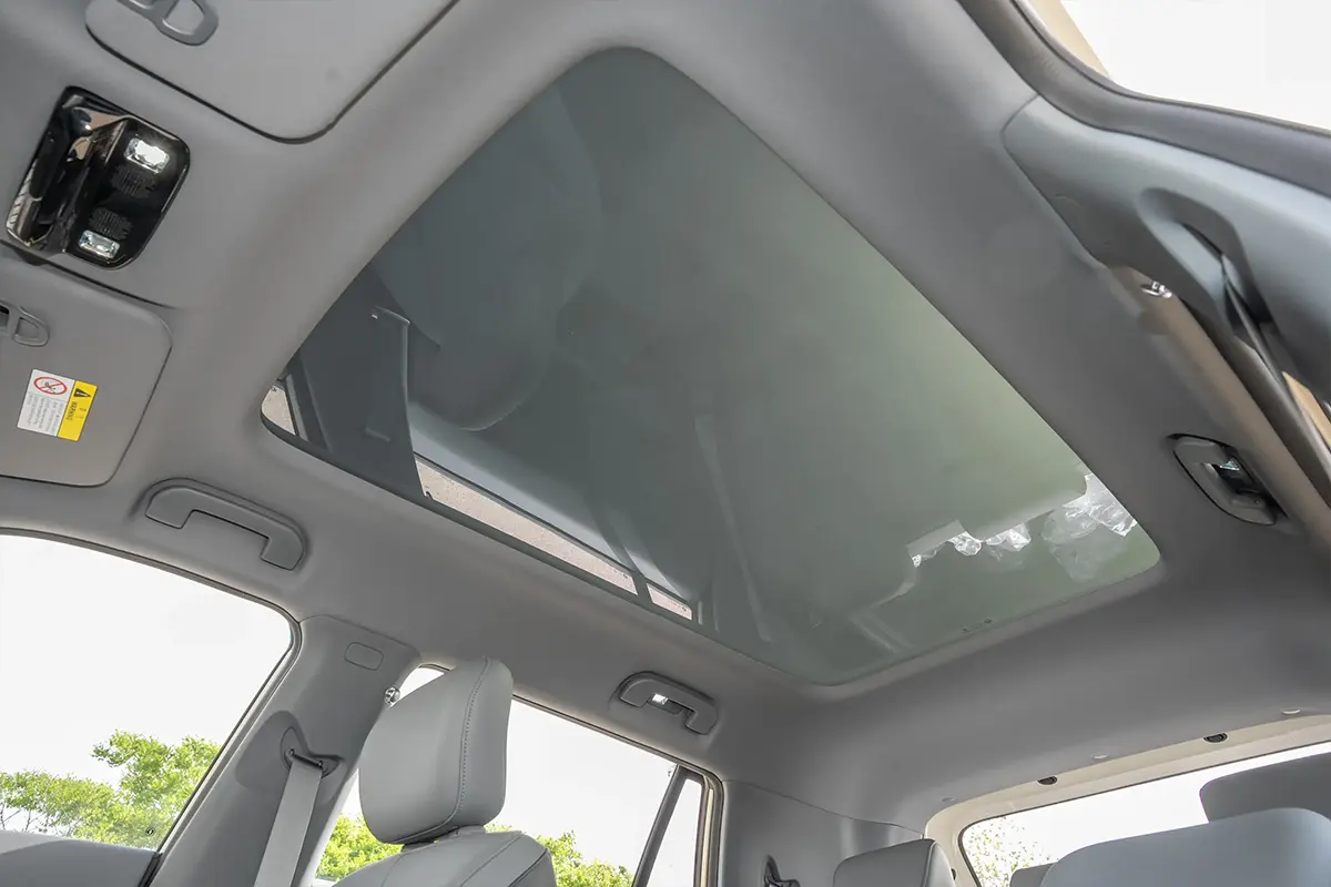 панорамная крыша Эволюта i-Joy 2 панорамная крыша Эволюта i-Joy 2