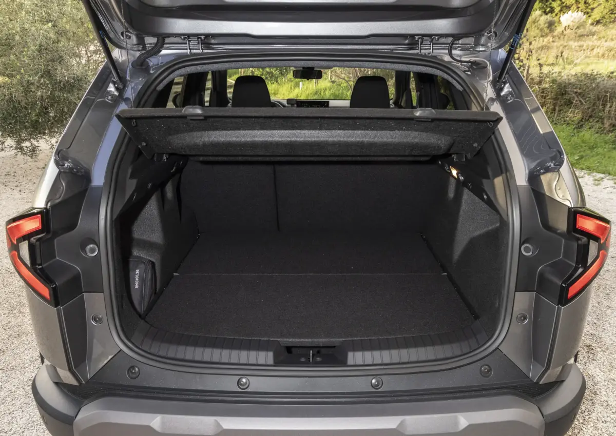 багажный отсек Рено Дастера 3